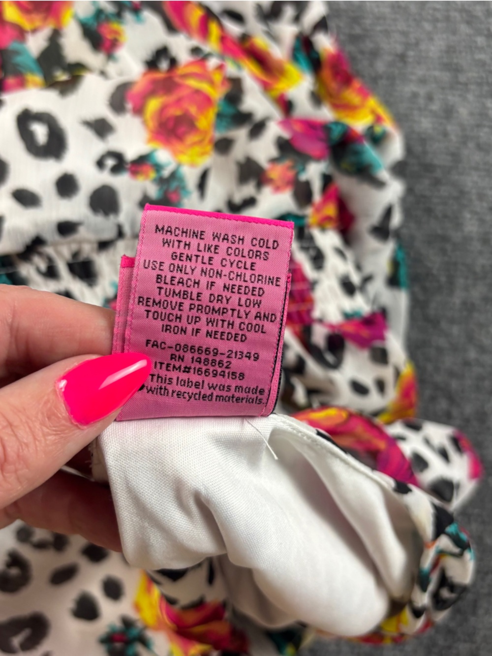TORRID x Betsey Johnson Women’s White Leopard Floral Chiffon Dress size:: 5 - Picture 11 of 11